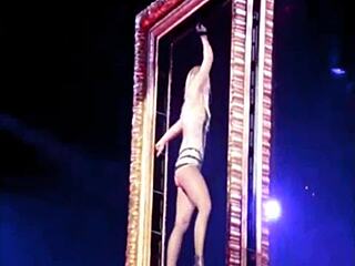 Britney Spears' bootylicious moves