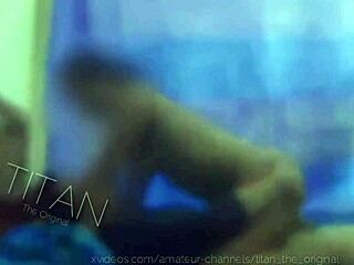 सेक्सी वेनेजुएलन चिका इंटेंस ब्लोजॉब और हार्डकोर चूत एक्शन देती है