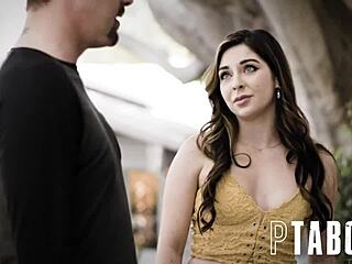 keira croft blows jessy jones in pov hardcore reality