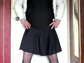 I Am Prepared To Be Humiliated Out In Public While People Watch Me Swallow Your Pee