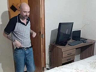 If You're Addicted to Porn, Don't Watch This to the End