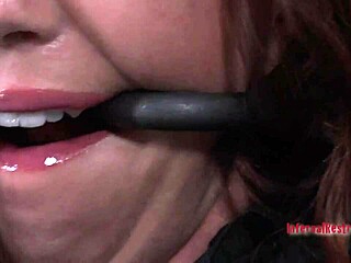 क्लैंप्ड लड़की को क्रूर एनल हुक और टॉय की सजा, गांड पर हार्डकोर स्पैंकिंग!