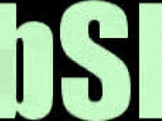 wild irish rose says, 'fuck me hard in the slums, you hoe'