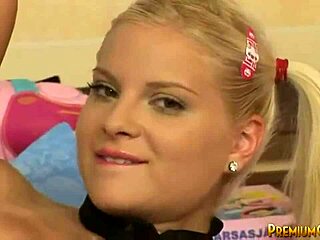 Young Kimmy Feels Ecstasy Masturbating With Toys