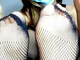 Pie 2: A Kinky Foot Massage