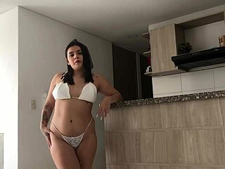 Te gustaria oler mis pantys!