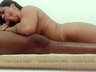 पत्नी की चूत मोटल में दरबान ने चोदी, क्रीमपाई और कम स्वैपिंग अपमान!