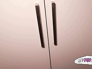 सौतेली बेटी ने झुककर चुदते हुए मेरा नाम पुकारा