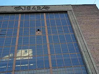 रैंडम स्ट्रीट कास्टिंग में 18+ शेव्ड लड़की के साथ मस्ती!