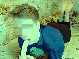 Guide on How to Suck Banana Like a Deepthroat Blowjob