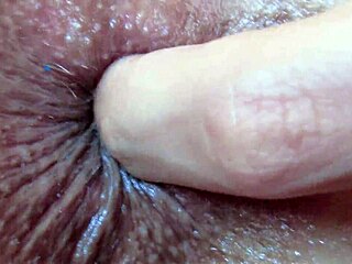 गांड की उंगली मारने का एक्सट्रीम क्लोजअप, तीखा फेटिश मज़ा