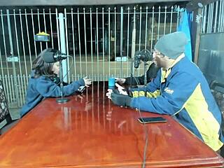 Amateurs discuss naughty topics in the incancelaveis podcast with bluezao