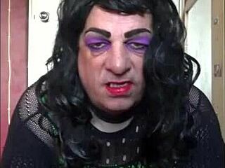 i, a shy sissy crossdresser, cums on the floor after masturbating