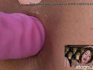 Hot Japanese girl’s asshole stuffed! 😍