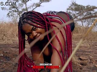 tas envie de moi with big tits and ass