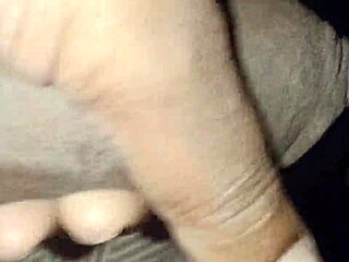 Main bas homemade clip bana raha tha