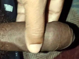 Main bas homemade clip bana raha tha