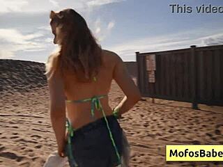 natural blonde cutie bathes with sahara skye