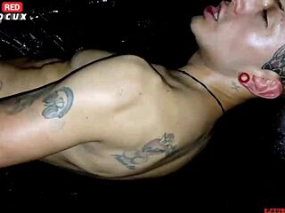 Gloryhole features small marathon of blowjobs with cum touch