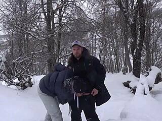 हॉट स्टूडेंट, स्की क्लास के बाद मेरा बड़ा डिक चूसो