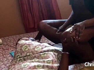 कभी टाइट एबोनी गांड को मिशनरी स्टाइल में चोदने की कोशिश की?