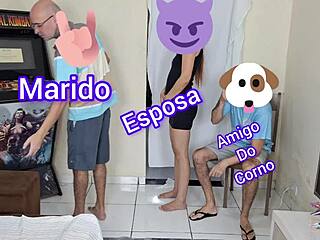 बीवी मेरी पीठ पीछे बेस्ट फ्रेंड के साथ धोखा देती है