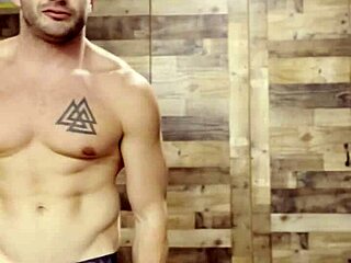 Doing naked laundry folding today, wanna join me for some fun?