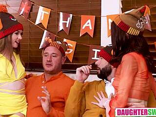 अवा डेविस और मायरा मोंस ने थैंक्सगिविंग कैसे बचाया कड़ी चुदाई से?