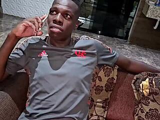 अरे, स्विंग हस्बैंड ने फ्लेमेंगो फाइनल्स के लिए 2 पाल्स को इनवाइट किया, अंदाजा लगाओ? बीवी को डबल स्लैम्ड, ऐनल और पस्सी!