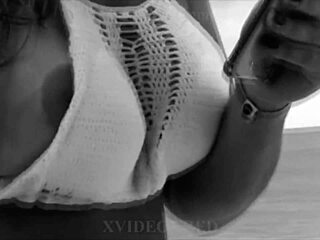 Minha esposa se exibindo pelas praias do brasil ao ar livre