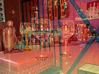 मेरी बेस्ट फ्रेंड और पति पहला थ्रीसम कार्ला मोरेली और कोर्टनी लव के साथ करते हैं