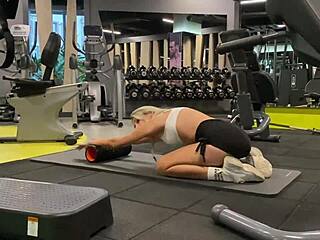 Beautiful Girl Drags Guy To Bed After Gym For Passionate Fuck