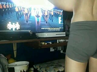 Wet pussy masturbation turns anal creampie