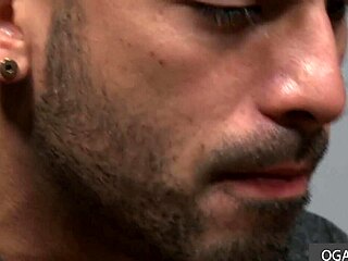 लॉकर रूम गे चुदाई सेजर रॉसी और एश्टन मैके संग