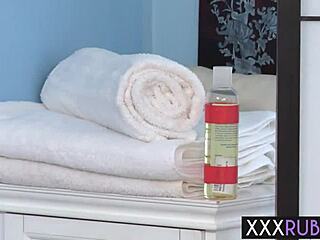 Hot blonde masseuse holly taylor sucks big dick, intriguing her new client eric masterson who really enjoys the fantasy