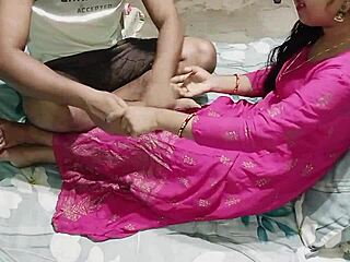 मालकिन नौकर बंटी के साथ रॉ हार्डकोर एक्शन में उतरती है