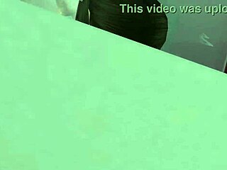 Hey, this 3D anime babe gets her pussy licked in the bath! 😍