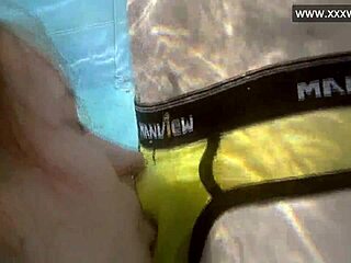 Hardcore underwater blowjob with teen Minnie Manga in steamy bath.