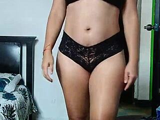 argentina culona milf shows off her big sexy ass in wild homemade action. everyone’s talking about her curves!