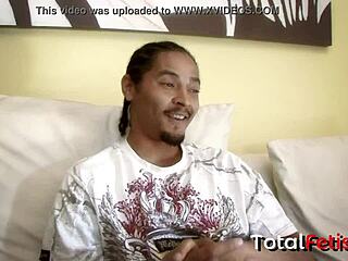 अर्याना स्टार और फ्लेम स्काई ब्लैक वाइल्ड एबोनी मिल्फ फैंटेसी इग्नाइट करते हैं