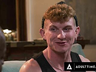 I, Aaron Trainer, had a passionat fuck with my hot muscl neighbor, deepthroatn and anal