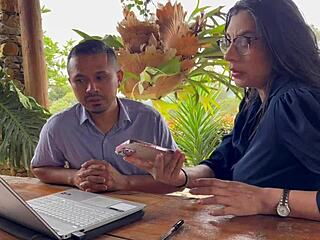 Hey, my horny boss couldn’t resist banging a pregnant girl to keep her job, part 1!