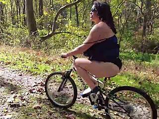 Stepmom's tight jean shorts hug her big ass.