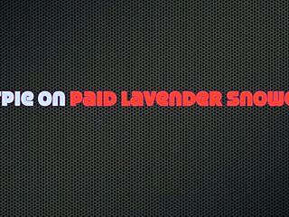 डॉल-फेस्ड गोथ गॉडेस डीपथ्रोट फेसफक से स्क्वर्टिंग फिनिश तक ले जाती है।