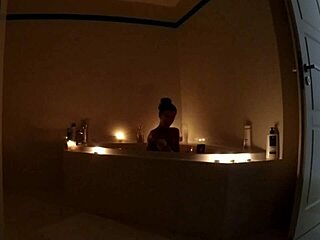 Hey, wanna peek at my petite girlfriend’s bathtime?