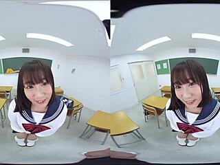 in the classroom, she confesses love and obeys perverted commands for dating senpai