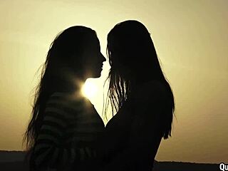 बस्टी रशियन किरा क्वीन को हॉट लेस्बियन चुदाई में देखा क्या?