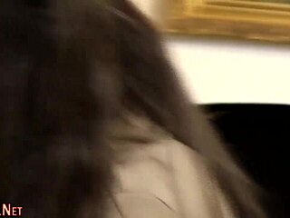 Mature Lesbo Tongues Cunt in Classy Style 😜