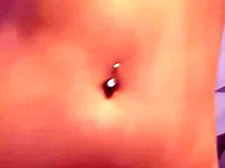 क्लाउडिया बावेल टाइट एसेट्स दिखाती है हॉट कंपाइलेशन में!