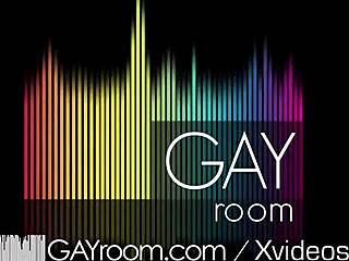 स्कैंडिनेवियन हंक के साथ फाइव स्टार मसाज चुदाई